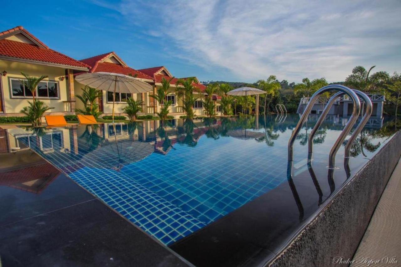 Phuket Airport Villa Ban Bo Han Exterior foto